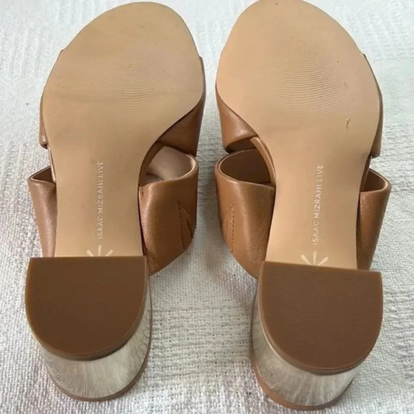 Isaac Mizrahi Leather Double Strap Slide Sandals w/ Block Heel Gold size 7m - Picture 3 of 5